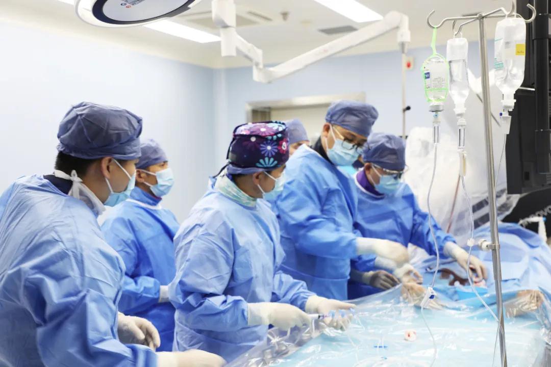 兩場直播愛你在“心”里，數(shù)萬人受益