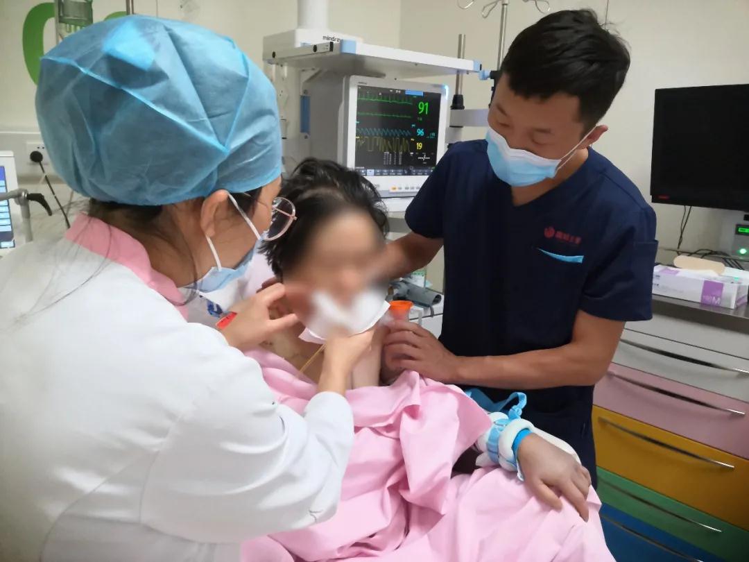 用心呵護(hù)|急救中心救治76歲心臟驟?；颊?>
				             </a>
                <div   id=