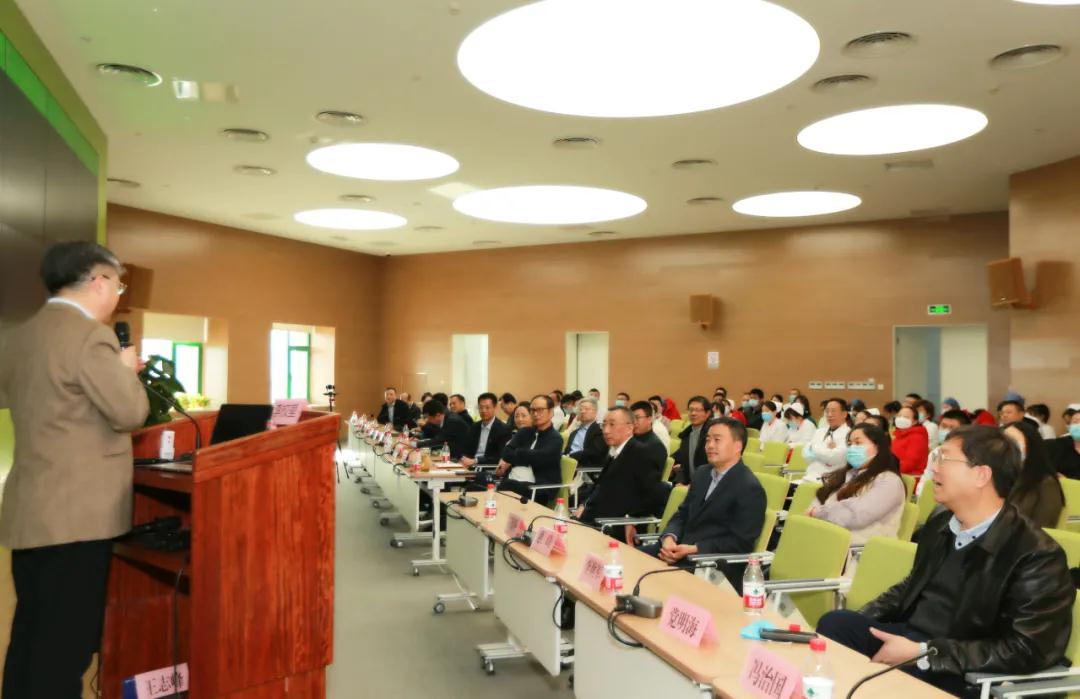 中國(guó)工程院院士、溫州醫(yī)科大學(xué)校長(zhǎng)李校堃教授蒞臨我院