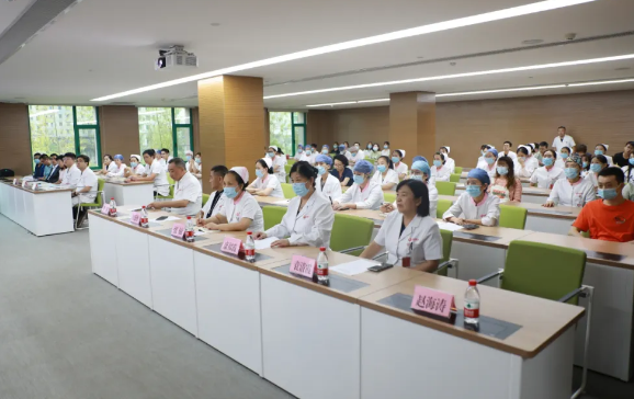 安全用械 守護健康——我院舉辦首屆“急救、生命支持類設(shè)備安全使用月”活動