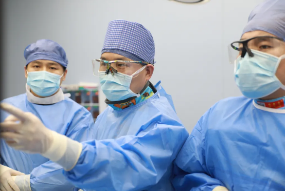 大醫(yī)之術(shù)⑨｜“心”路是怎樣被打通的？——心臟病醫(yī)院成功救治一例急性右冠心梗恰逢左主干真性分叉嚴(yán)重冠脈病變患者