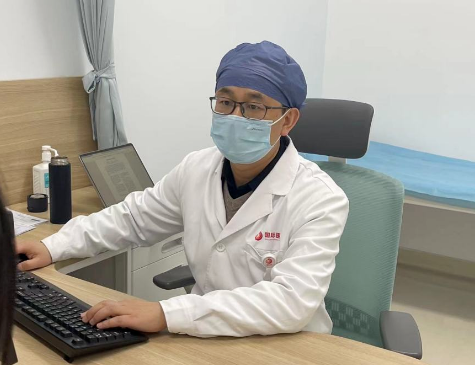 愿胡某宇悲劇不再上演！我院開設(shè)“厭學門診”撥打電話89811919咨詢