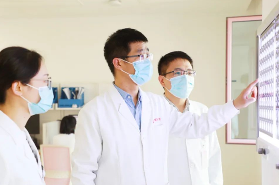 大醫(yī)之道｜李國輝：博學而后成醫(yī) 厚德而后為醫(yī)