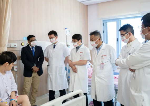 國(guó)際診療日④：一個(gè)都不能少，Mayo Clinic心胸外科專(zhuān)家全程參與胸外科門(mén)診、查房、學(xué)術(shù)交流活動(dòng)