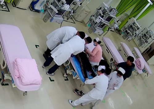 頭、胸、脾、骨……多處損傷 多學(xué)科聯(lián)合完成“生命接力”