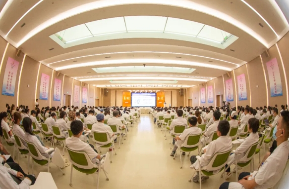 院士講堂 精彩紛呈！中國科學(xué)院竇科峰院士講授器官移植發(fā)展現(xiàn)狀