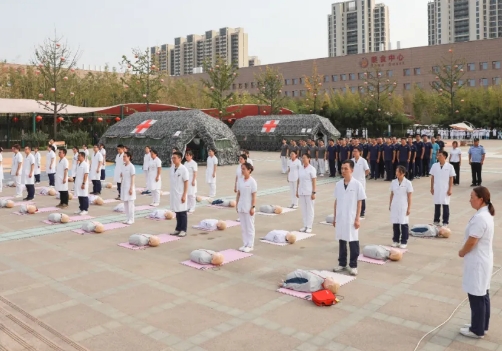 提升醫(yī)療應(yīng)急能力 共筑生命安全防線(xiàn)